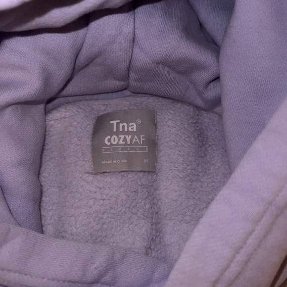 TNA COZYAF Hoodie in Light Purple and Size XS - Picture 2 of 3